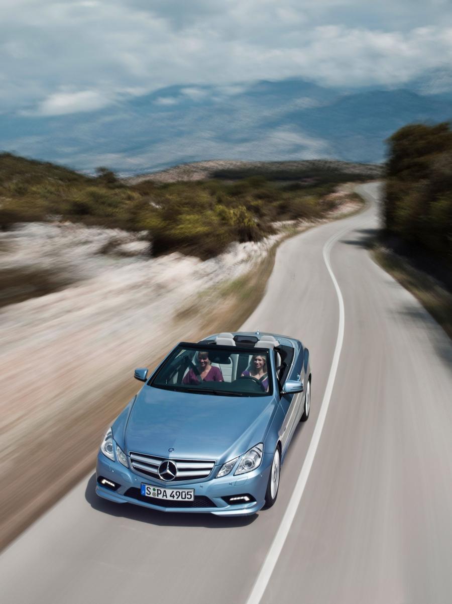  Mercedes-Benz E-Class Cabriolet 2010 года  (фото 28 из 143)